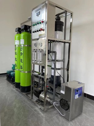 普洱瀾滄縣某部隊2T/h超濾凈水設(shè)備+變頻供水